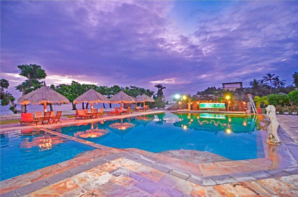 Pasific Beach Cottages Mangsit Exterior photo